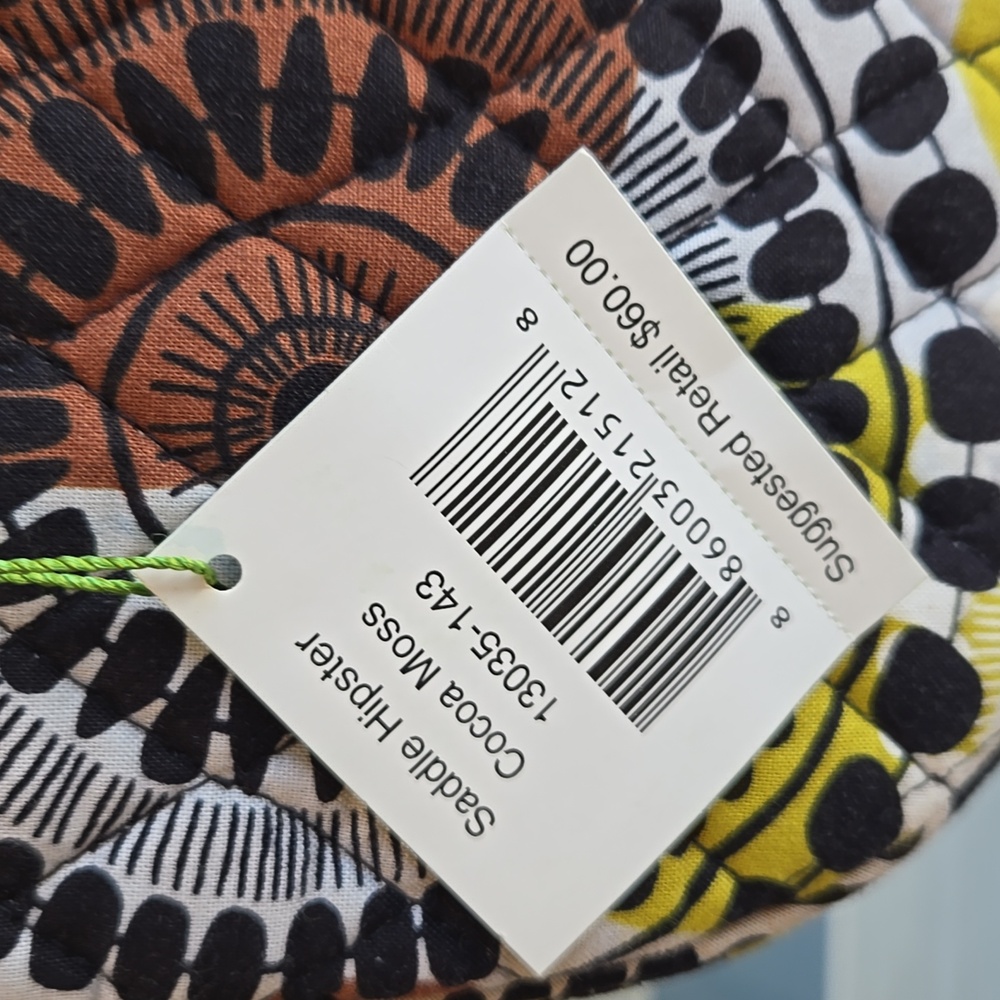 Vera Bradley Saddle Hipster - Picture 4 of 10